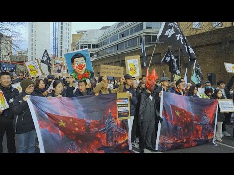 “巨大”中国大使館に反対デモ スパイ懸念も　英政府近く承認へ(2026年1月18日) サムネイル