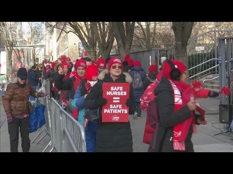 NYで看護師スト1万5千人が参加　過去最大規模　トランプ政権の予算削減で交渉難航(2026年1月13日) サムネイル