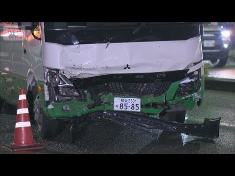 スクールバスが対向車線に　6台絡む事故　大阪・河内長野市(2026年6月26日)