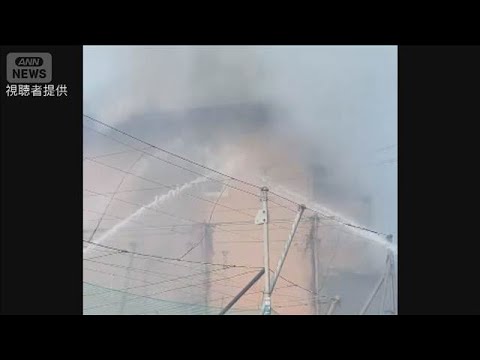 東京・立川市の住宅で火事　火元の住宅の100平方メートル焼ける　4人けが(2026年2月9日) サムネイル