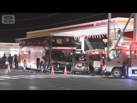 大型バスなど5台が絡む事故　5人がけが　大阪・四條畷市(2026年5月14日) サムネイル