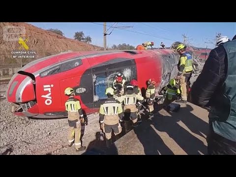 脱線の原因は線路の亀裂か　45人死亡のスペイン鉄道事故　初期調査報告書を公表(2026年1月24日) サムネイル